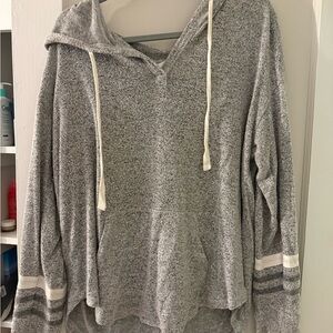Market & Spruce Heather Gray Hooded Long Sleeve Top